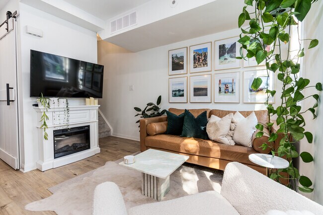 Photo - 100 Strachan Ave Unité 607