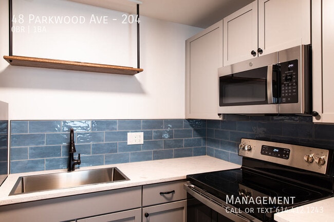 Photo - 48 Parkwood Ave Unit 204