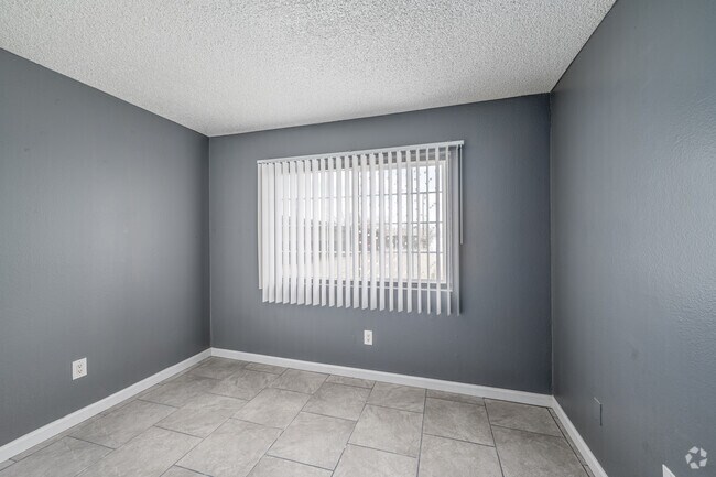 2BR, 1BA - 600SF - Secondary Bedroom