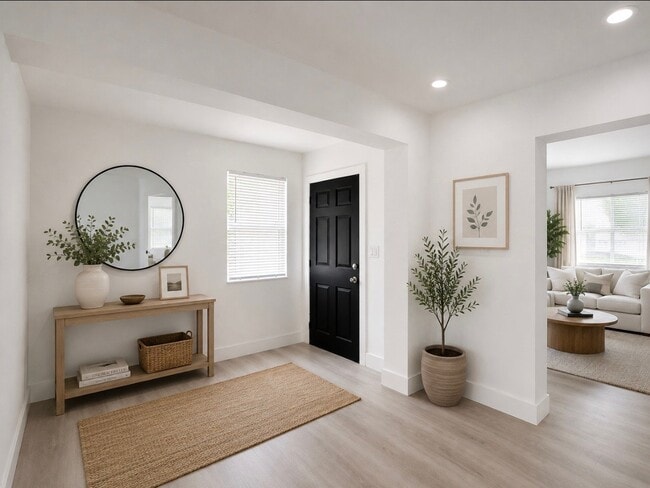 Photo - 1708 NW 7th St