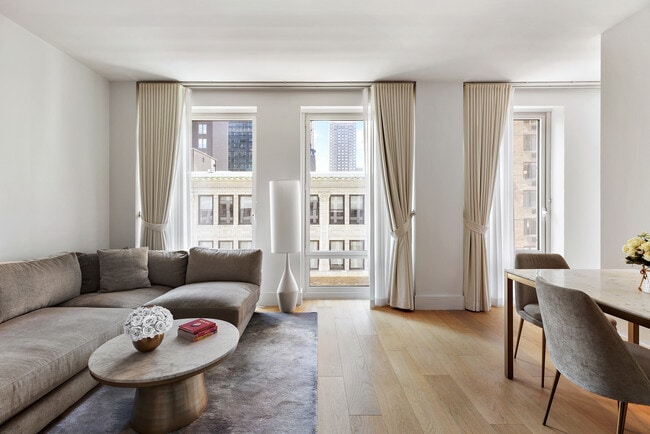 Building Photo - 15-1869 W 61st St Rental