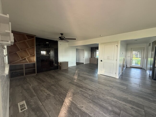 Photo - 4-bedroom, 2-bathroom home located in the vibrant city of Visalia, CA.