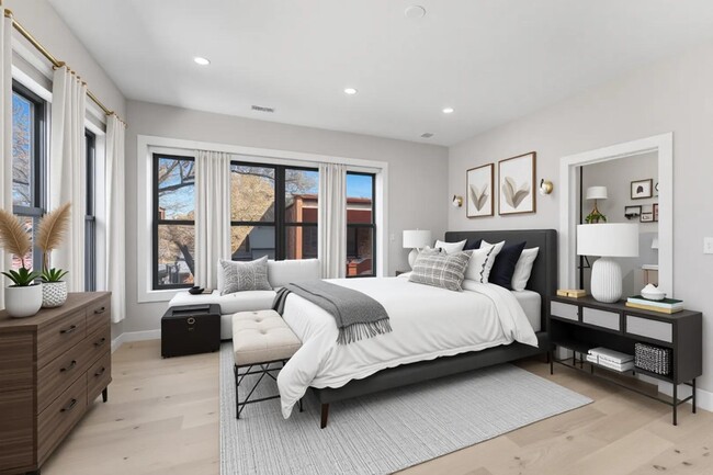 Photo - 7518 N Eastlake Terrace Unit 1