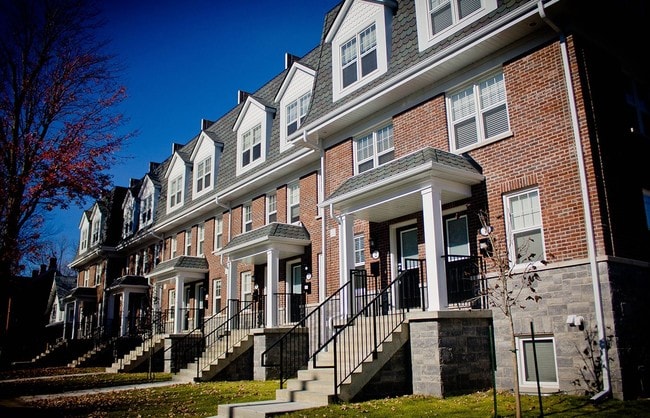 Building Photo - Foundry Mack - Student Living