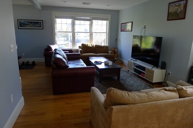 Photo - 12 Chestnut St Unit 2
