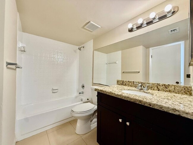 Photo - 9901 Westview Dr Unit 324