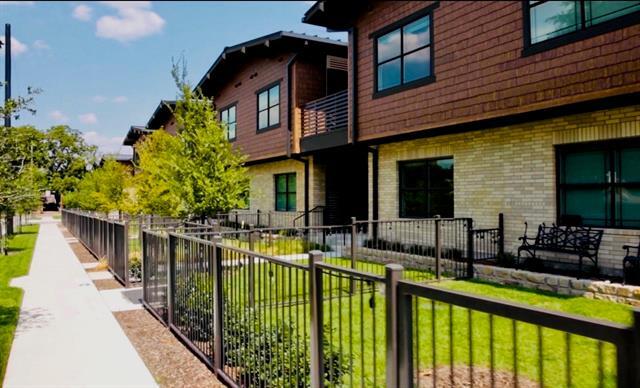 Photo - 5607 Belmont Ave Townhome