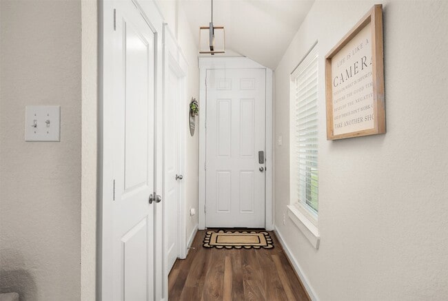 Photo - 2505 Bernadino Dr