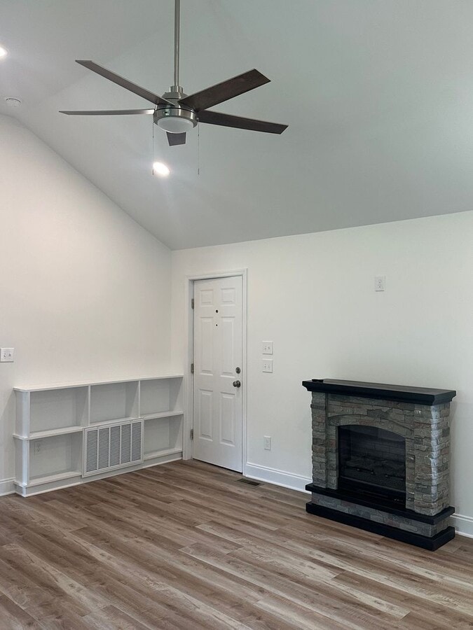 Photo - Powell 37849 - Completely Renovated, 2 bedroom, 1 bath Rancher - Contact Kenna Stephens (865) 604...