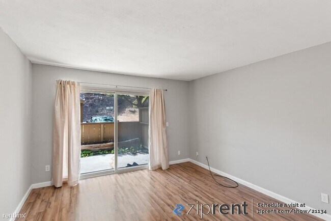 Photo - 1 br, 1 bath Condo - 5319 Ridgeview Circle... Unidad 7