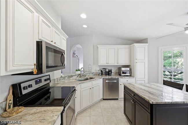 3441 Morning Lake Dr Unidad 202