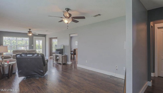 Photo - 4117 Silverwood Dr