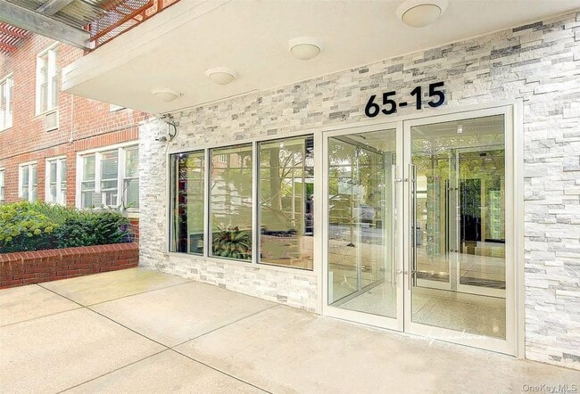 Building Photo - 65-15 Alderton St Unit 5/F