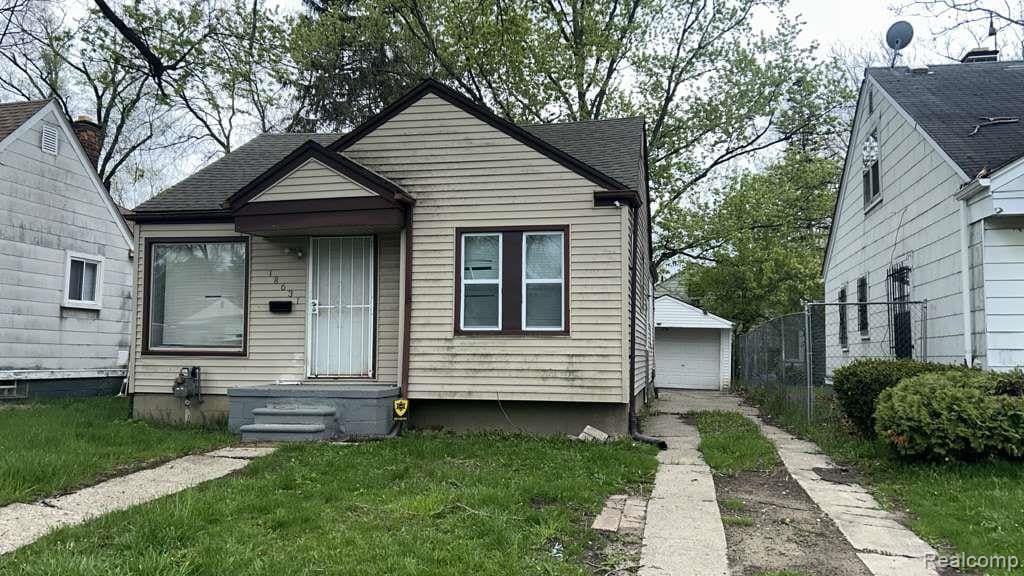 Photo - 18631 Margareta St