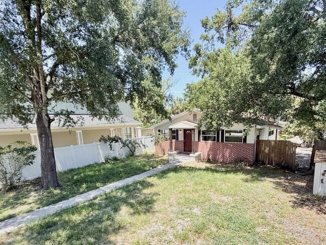 Photo - 3503 N Dartmouth Ave