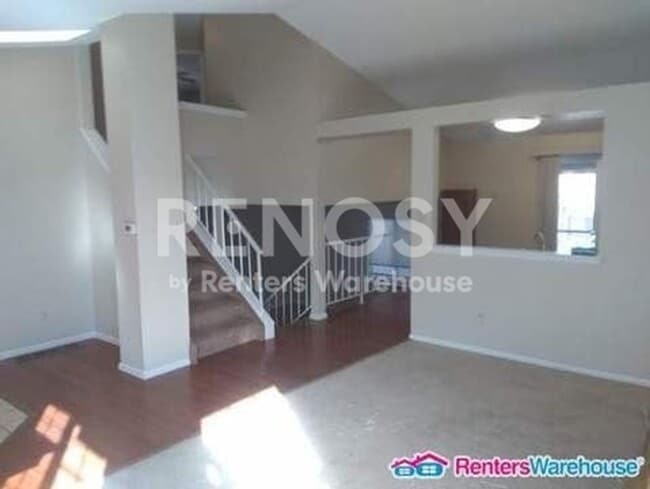 Photo - 11470 Jay St