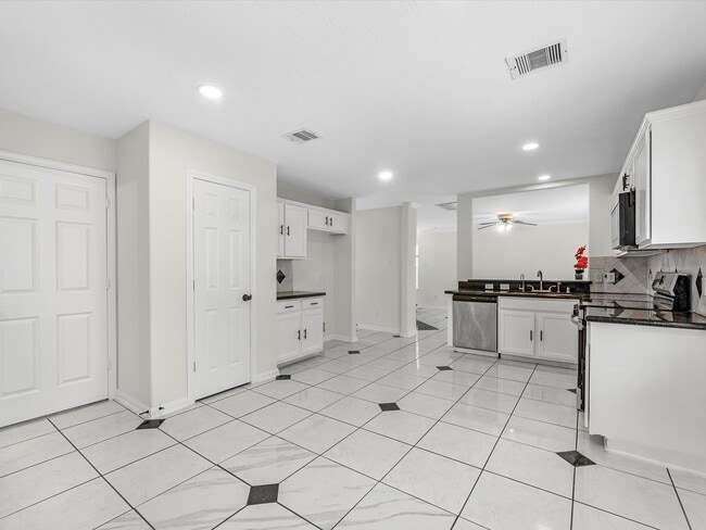 Photo - 15118 Gaines Meadow Ct