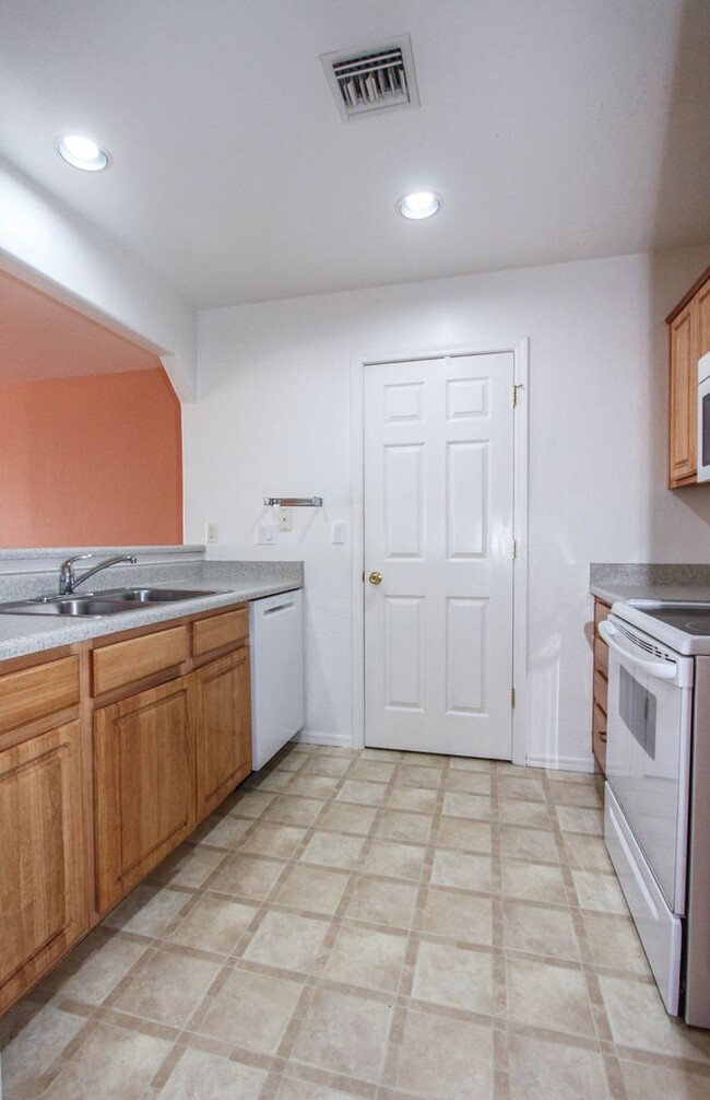 Photo - Three Bedroom Prescott Valley Duplex - APPLICATION PENDING