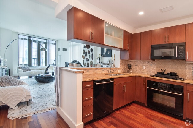 Building Photo - 175 Huguenot St Unit 1908 Rental