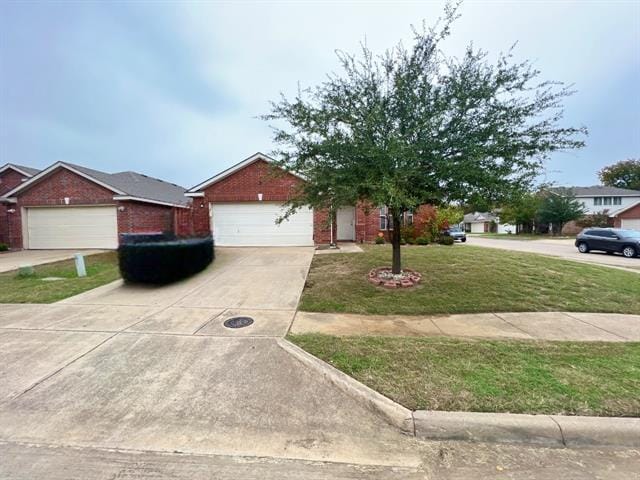 Building Photo - 1923 Pin Oak Ln Rental