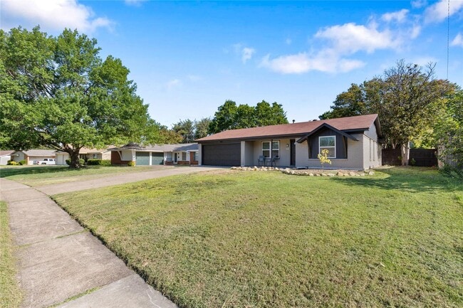 Building Photo - 614 Cambridge Dr