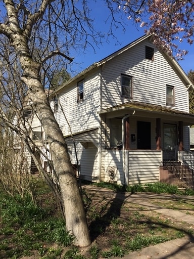 Primary Photo - 365 16th St SE