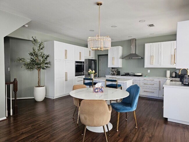 Photo - 20797 Iris Dr