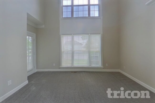 Photo - 201 Clearmeadow Dr
