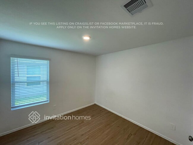 Photo - 18727 Mercer Fls Dr