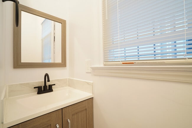 Photo - 185 10th St Unit A