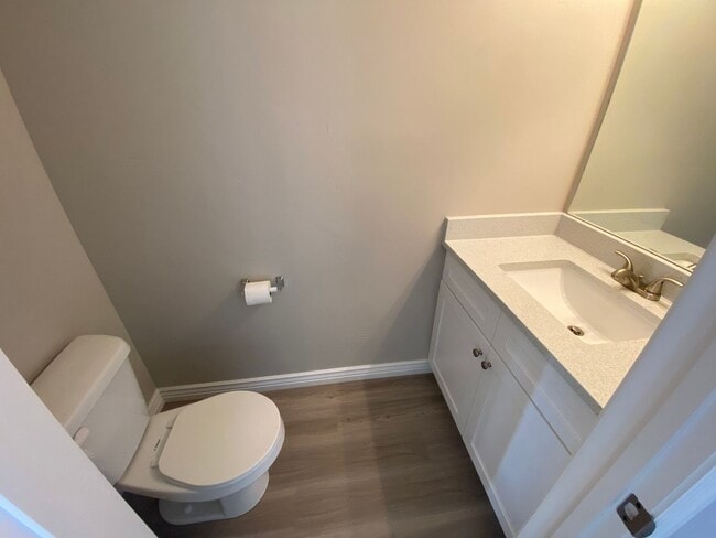 Photo - Fabulous Salem Townhome!!