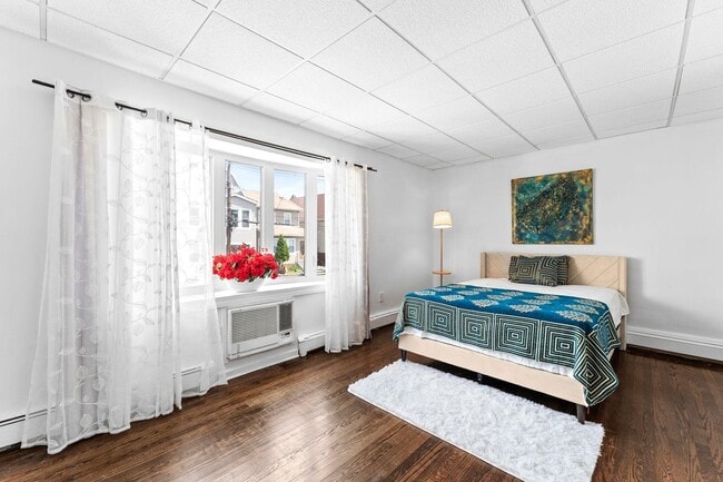 Photo - 62 Wilson Ave