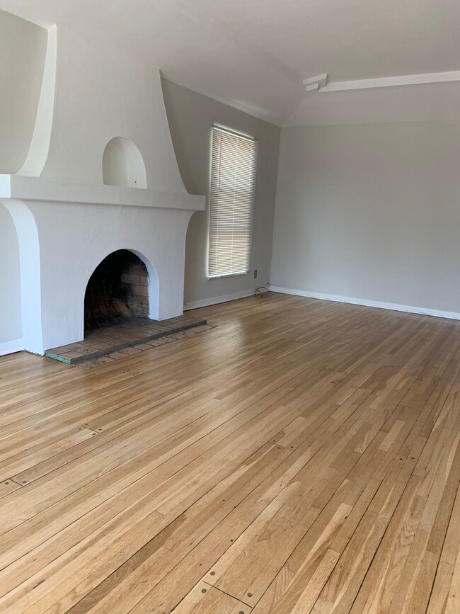 Photo - 449 N Hayworth Ave Unit 451