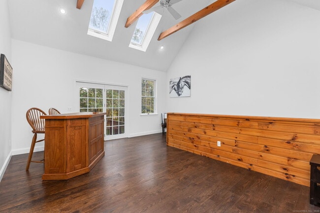 Photo - 17 Curtis Dr