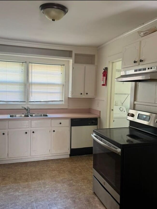 Photo - Move-In Ready 3BR Rental in Convenient Starkville Location