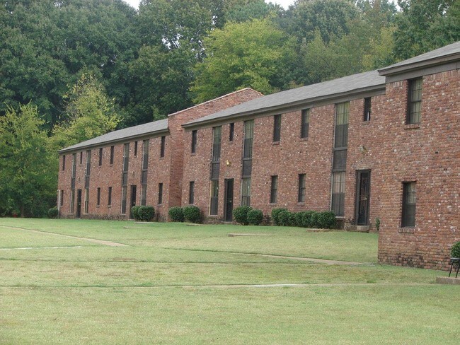 Photo - Raintree Apartments