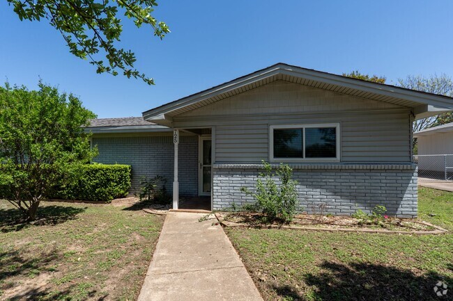 Building Photo - 725 Bellaire Dr Rental