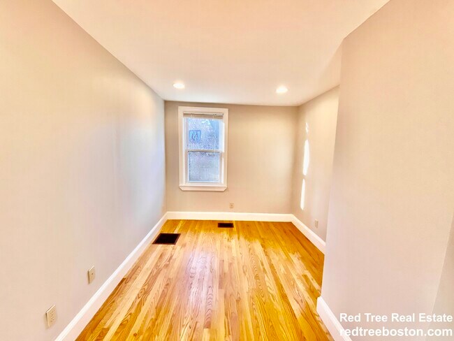 Photo - 428 Franklin St Unit 1L
