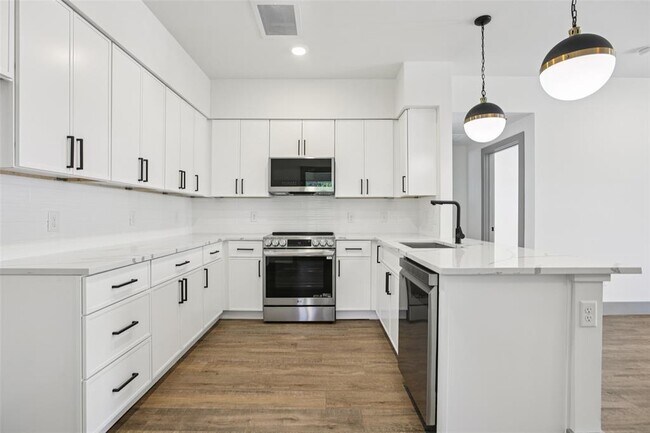 Photo - 2450 Wickersham Ln Unit 1917