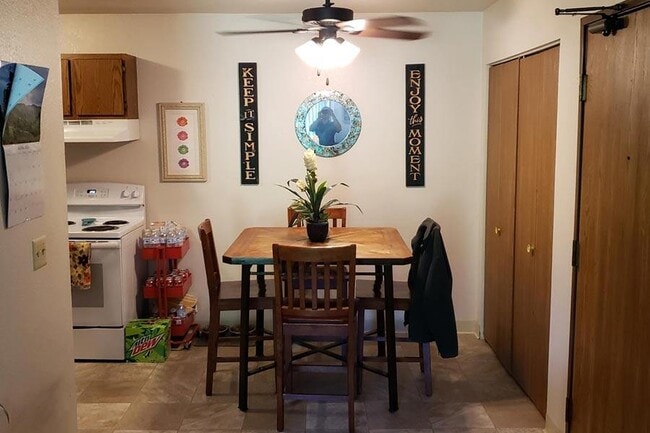 Photo - Golf Bridge Apartments