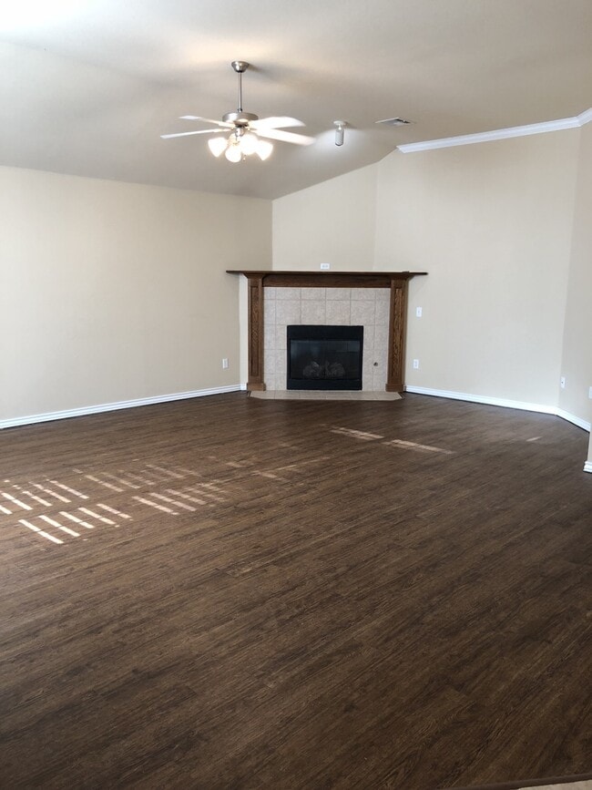Photo - Two Living Areas!!! Spacious Three Bedroom Home in the Woodcreek Addition... Minutes from Campus,...