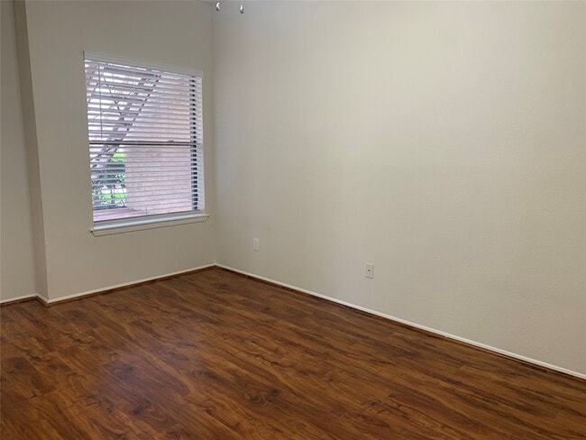 Photo - 2710 Grants Lake Blvd Unidad C9