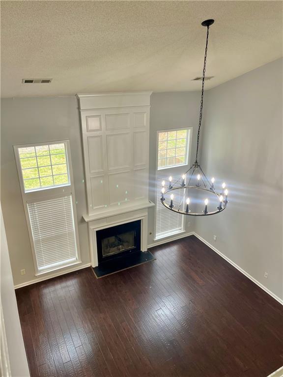 Photo - 501 Mullein Trace