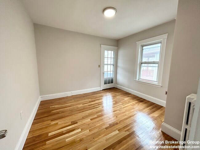 Photo - 120 Hillside St Unit 2
