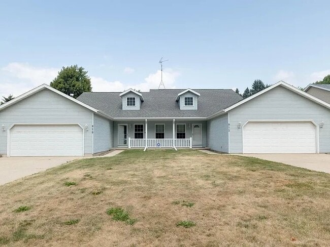 Photo - 910 Prospect Ave