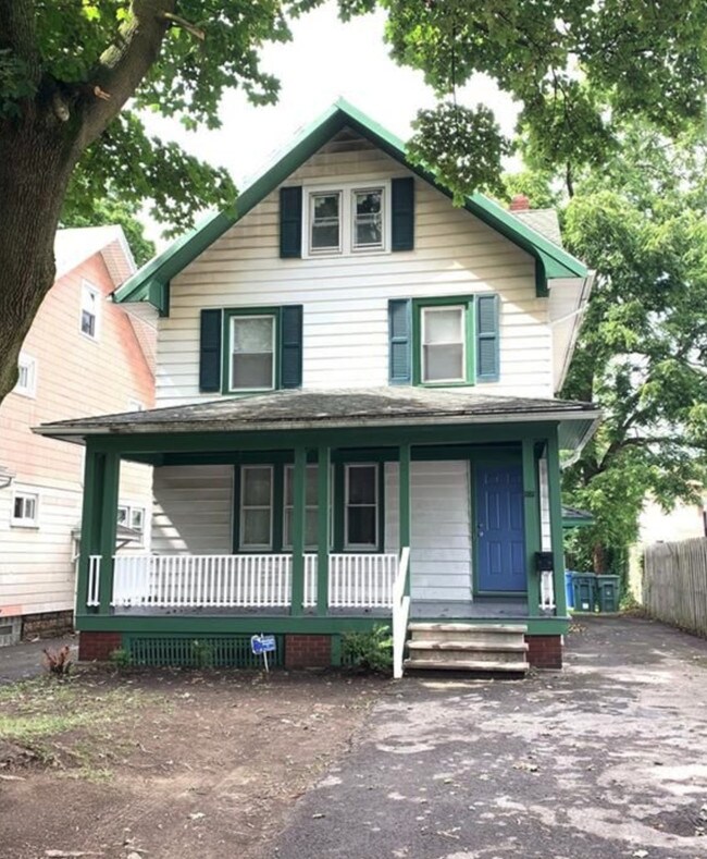 1181 S Plymouth Ave Rental For Rent In Rochester Ny Forrent Com