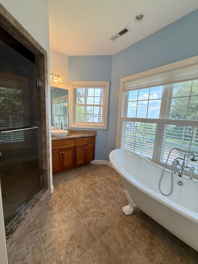 Photo - 142 Riverview Plantation Dr