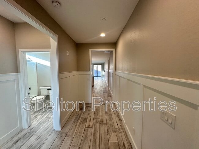 Photo - 13180 W Cliffrose Rd