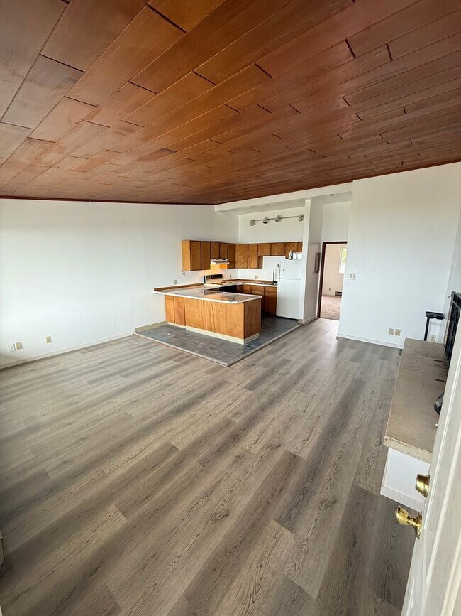 8124 Birch Bay Dr Unit 8124 BIRCH BAY DRIVE #2 Blaine WA