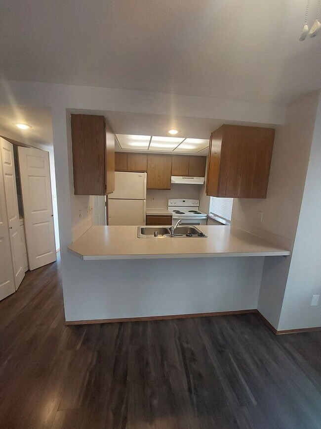 Photo - Great Two Bedroom in Central Location Unit 1